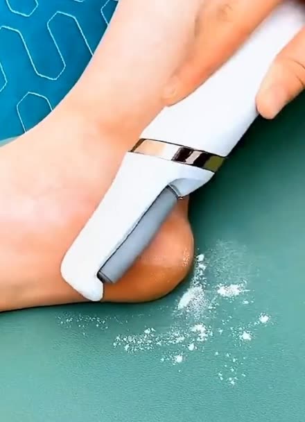 送给父母的贴心礼物 电动磨脚器，轻松告别脚部老茧困扰